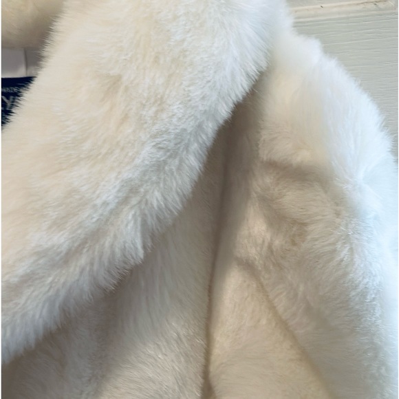 π€β€οΈ GORGEOUS 3/4 LENGTH WHITE LINED SOFT FUR COAT SIZE MEDIUM π€β€οΈ - Picture 13 of 15